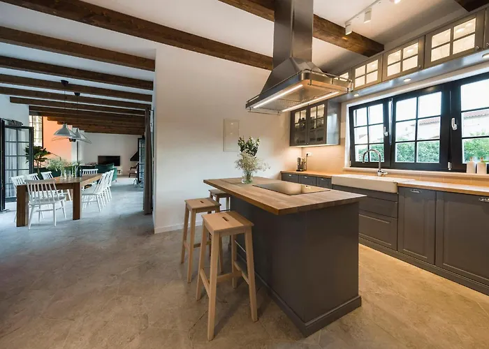 Parona * Зларин