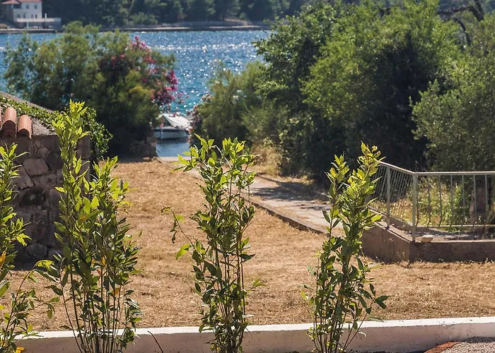 Parona בית נופש *